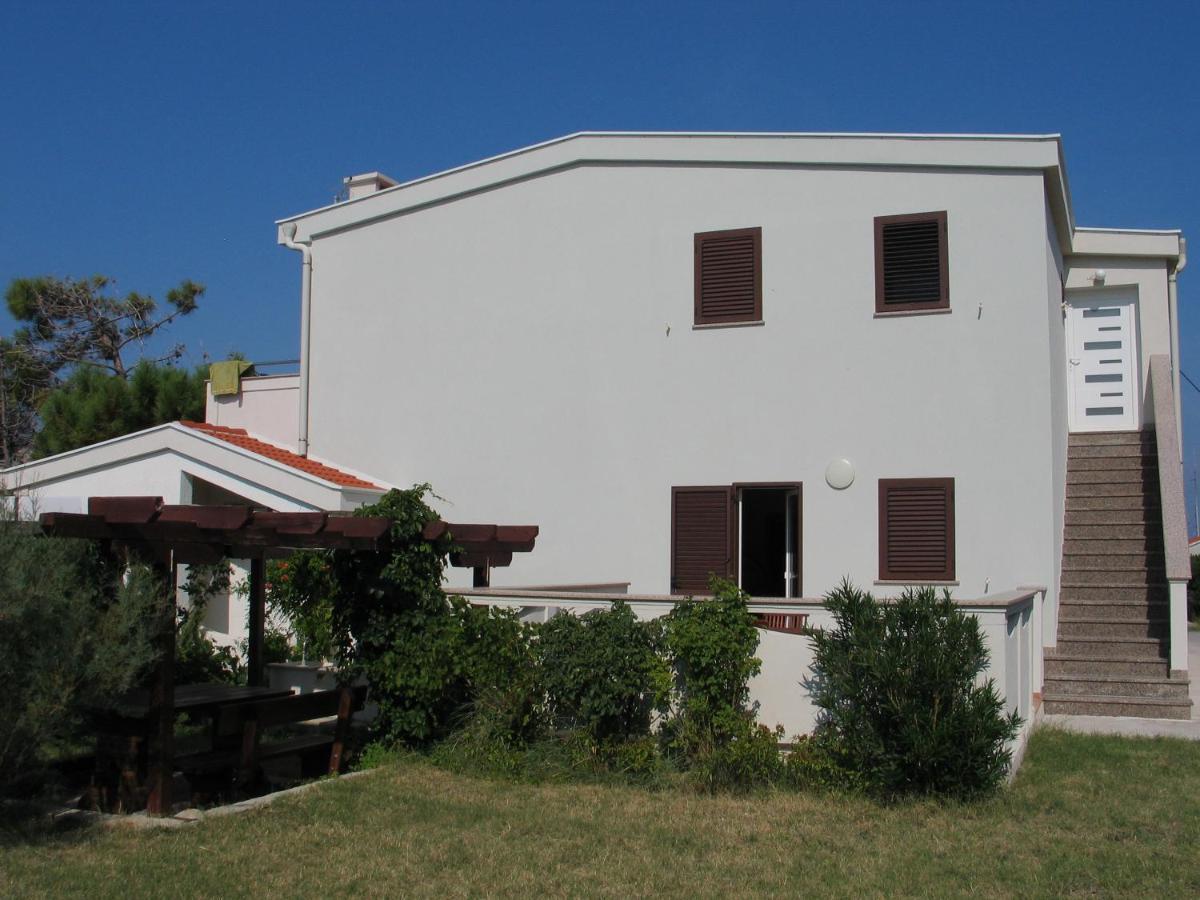 Apartmani Kunteja Pag Town Exterior photo